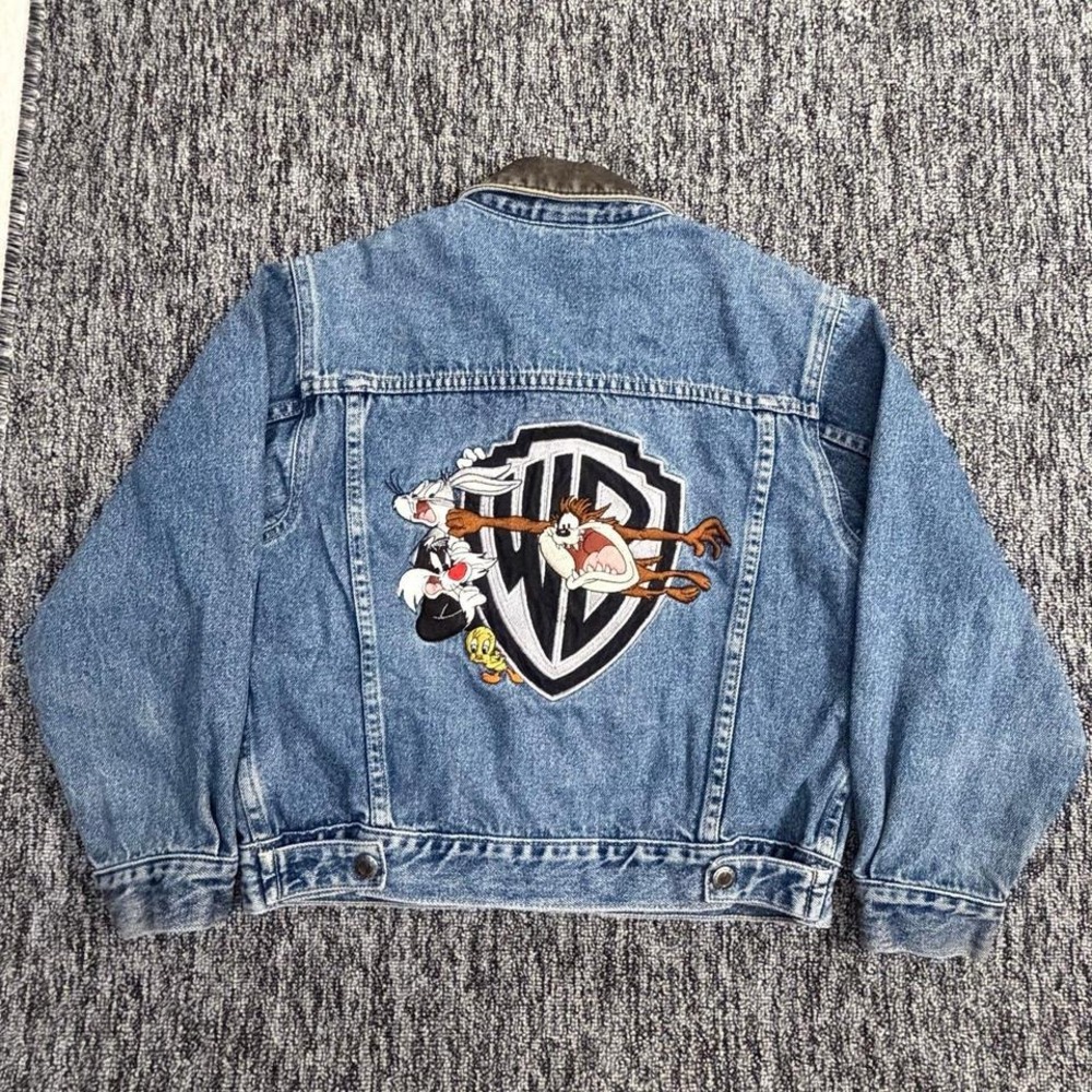Warner Bros Denim Jacket Leather Collar Looney Tunes‎ Patch Size M 7/8 Youth